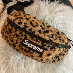 SUPREME LEOPARD WAIST BAG